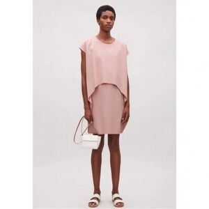 COS Circle Cut Layer Knit Mini Dress Size XS Extra Small Pink Travel Easy Fit